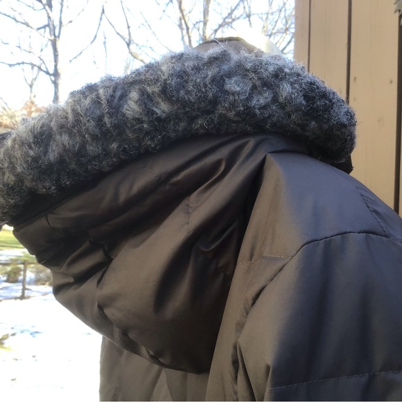 Columbia Long Puffer Coat w/ Detachable Hood, in EUC! - Picture 8 of 10